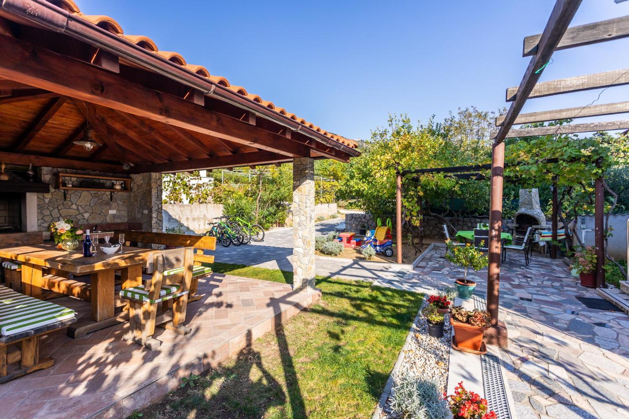 Apartmani Velnic Baška Esterno foto